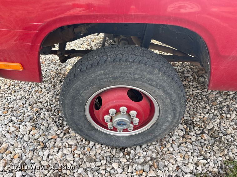 image for item HP9471 1990 Dodge Ram W350  utility bed pickup truck