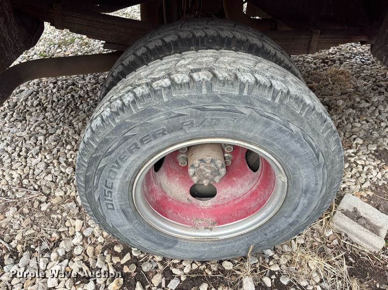 image for item HP9471 1990 Dodge Ram W350  utility bed pickup truck