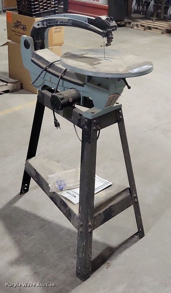 image for item IO9381 Delta Q3  18" scroll saw