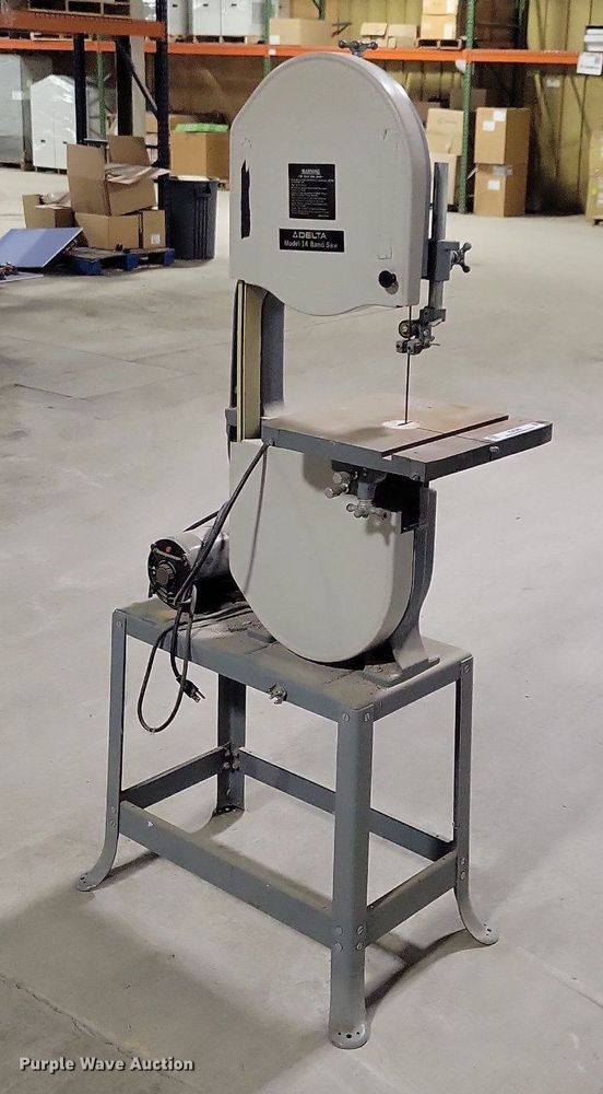 image for item IO9382 Delta 14  band saw