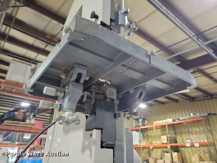 image for item IO9382 Delta 14  band saw