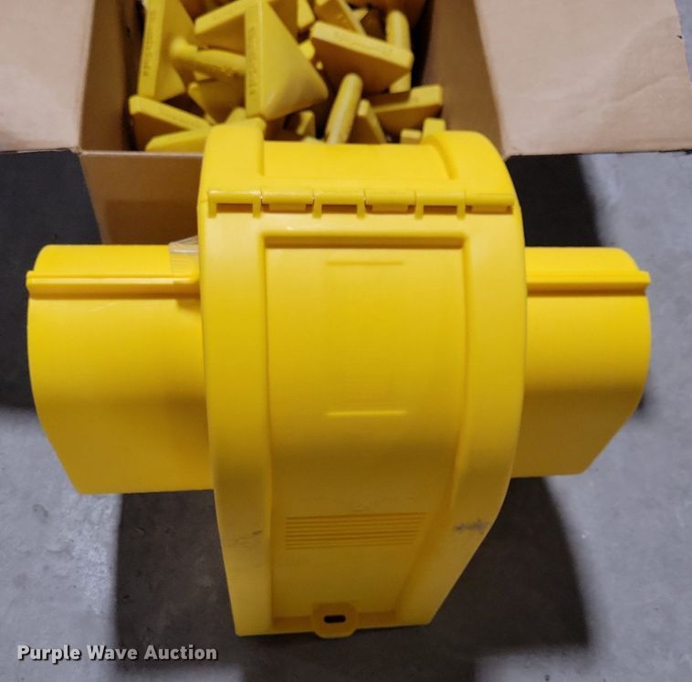 image for item IO9385 Tools