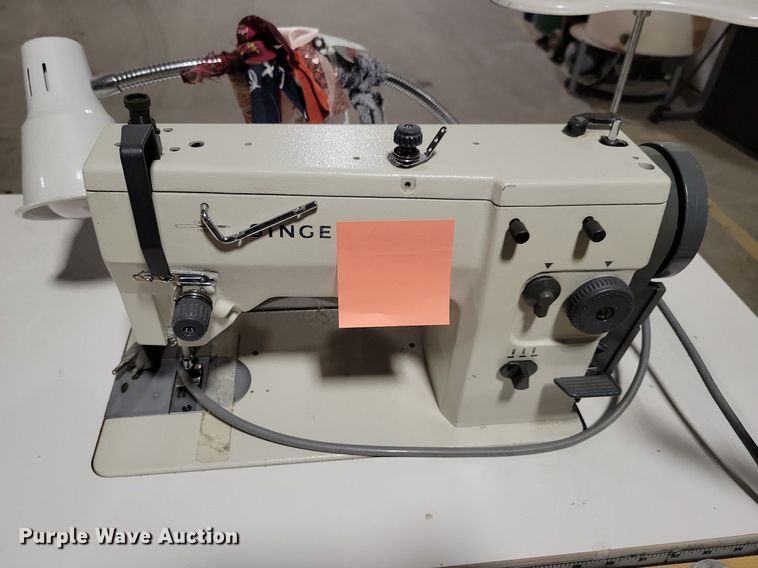 image for item IO9387 Singer  sewing machine