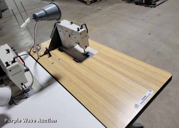 image for item IO9388 Singer  sewing machine