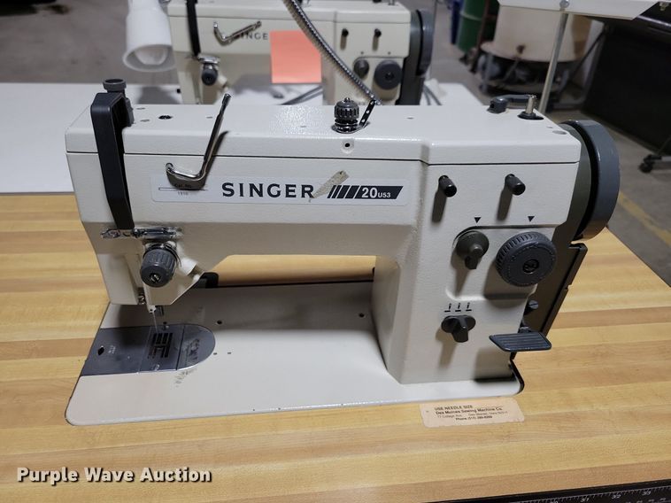 image for item IO9388 Singer  sewing machine