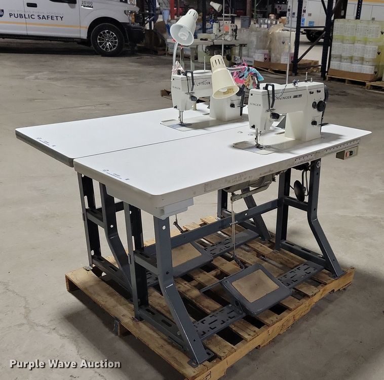 image for item IO9389 Singer 20 U73  sewing machine