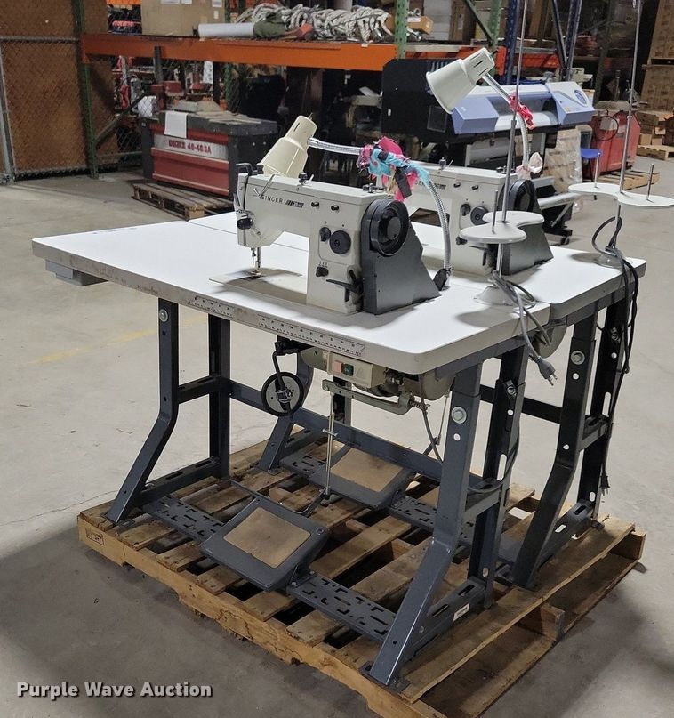 image for item IO9389 Singer 20 U73  sewing machine