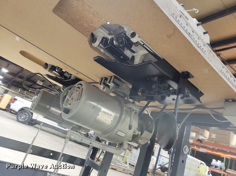 image for item IO9389 Singer 20 U73  sewing machine