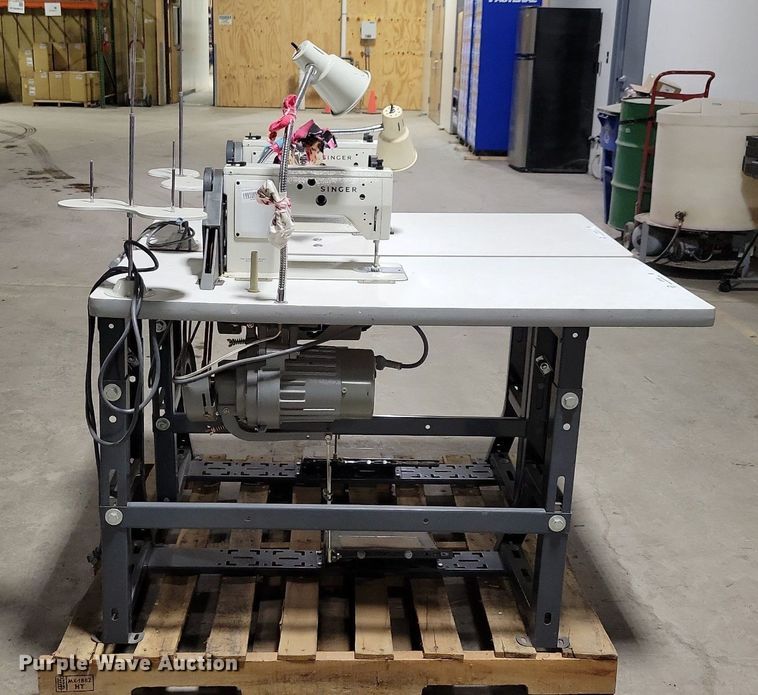 image for item IO9390 Singer 20 U73  sewing machine