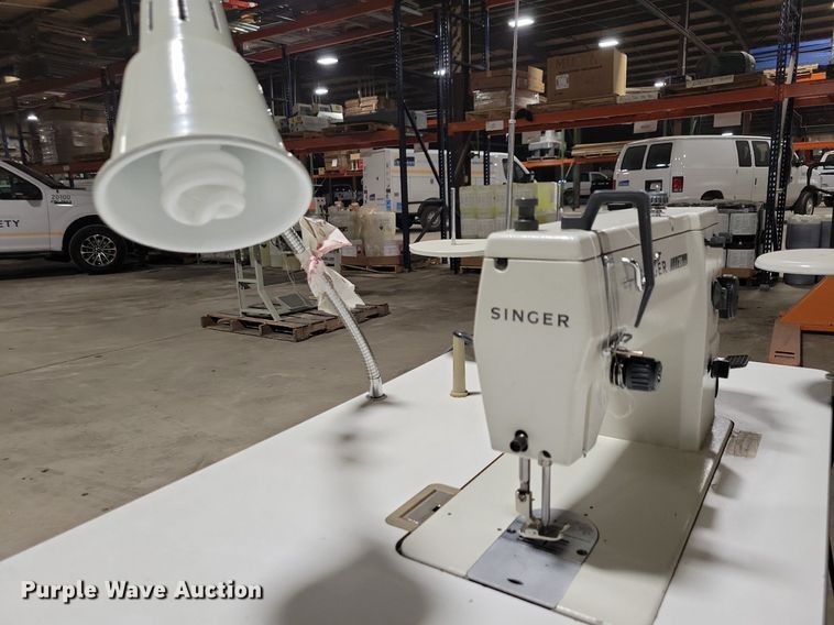 image for item IO9390 Singer 20 U73  sewing machine