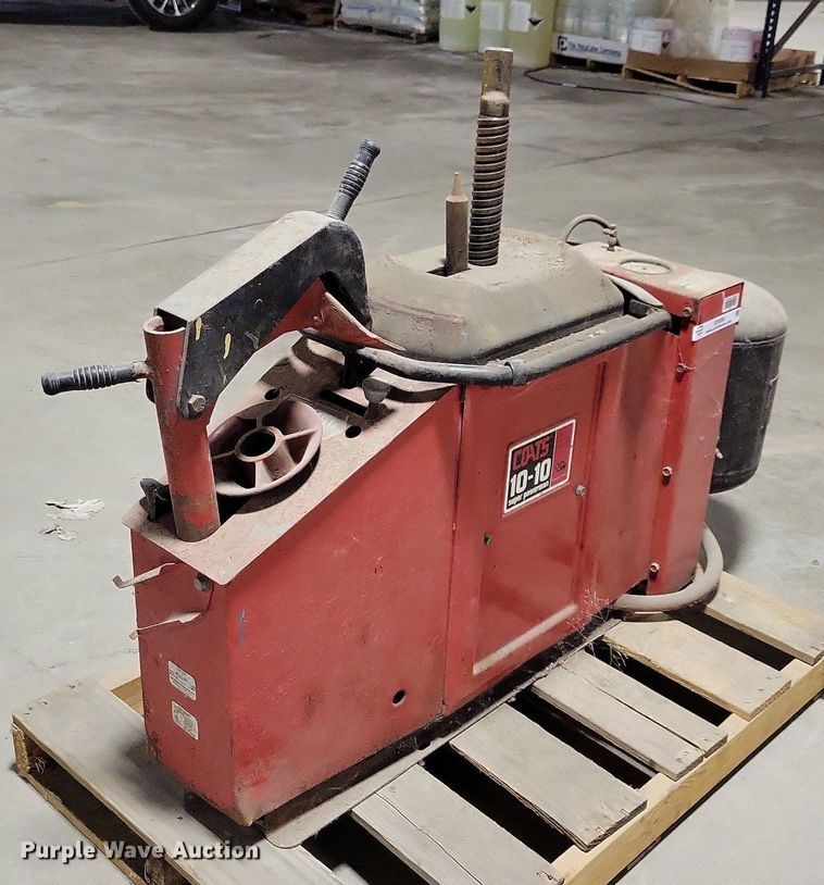image for item IO9395 Coats 10-10  tire machine