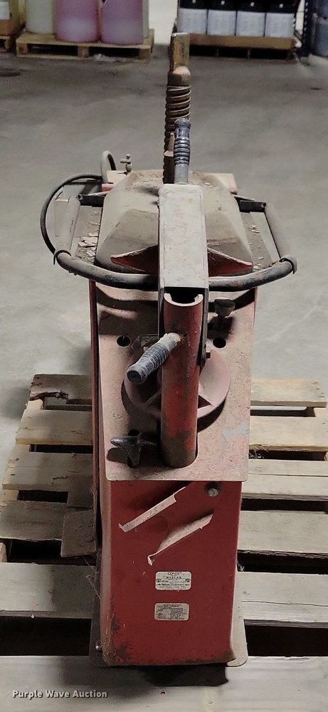 image for item IO9395 Coats 10-10  tire machine