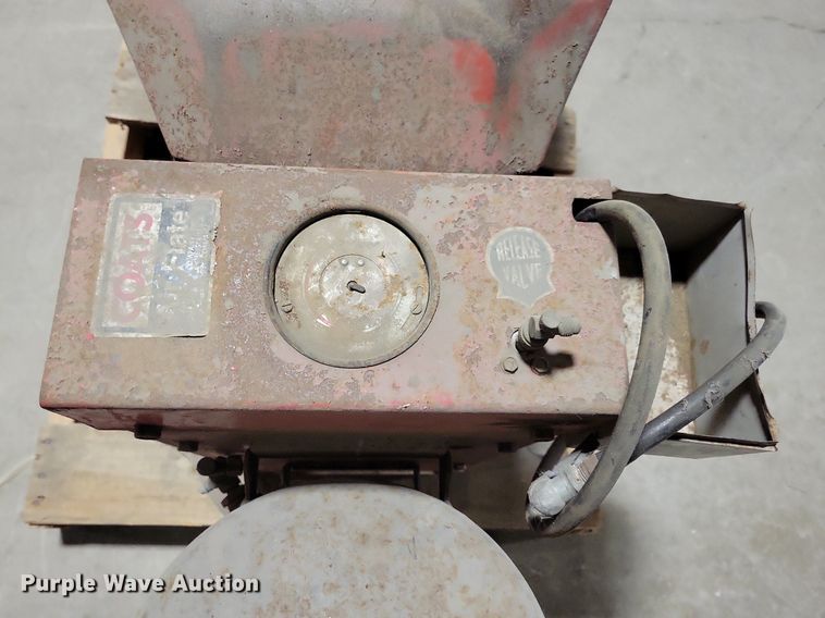 image for item IO9395 Coats 10-10  tire machine