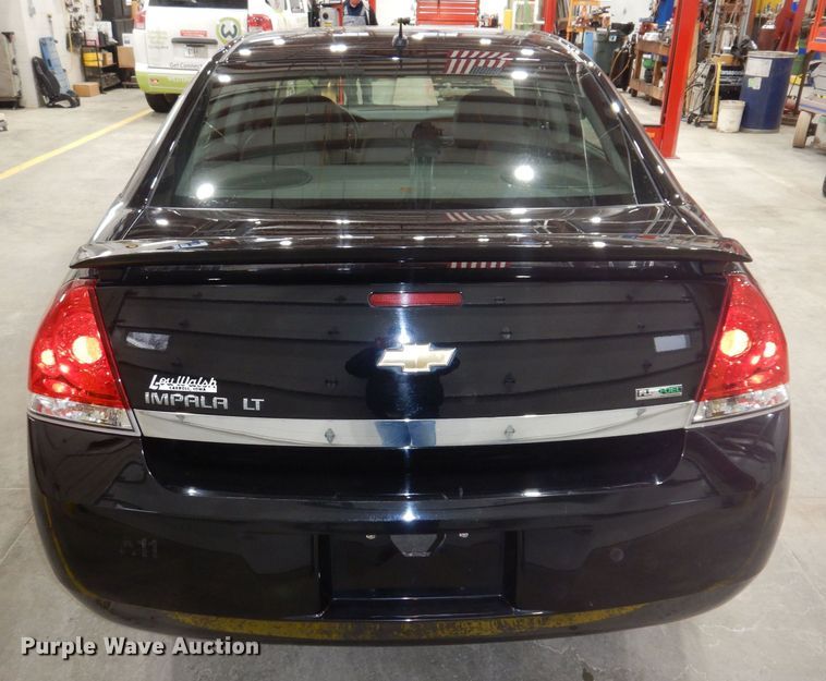image for item IO9409 2010 Chevrolet Impala LT