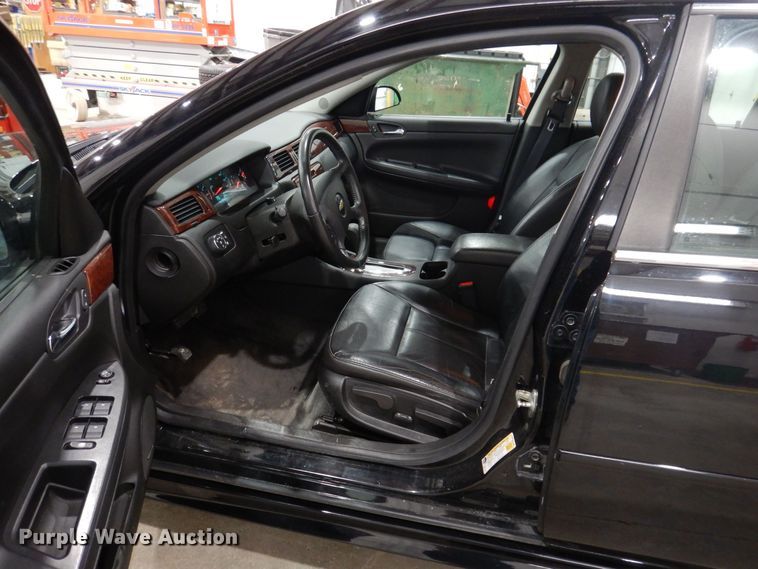 image for item IO9409 2010 Chevrolet Impala LT