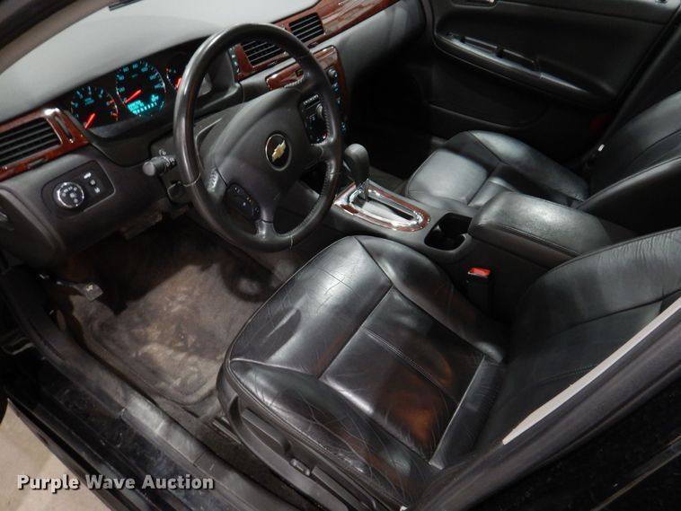 image for item IO9409 2010 Chevrolet Impala LT