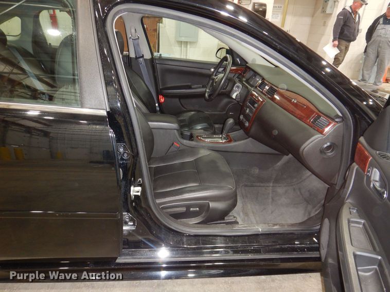 image for item IO9409 2010 Chevrolet Impala LT