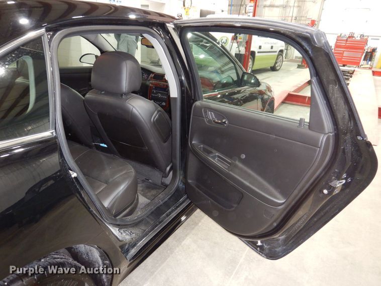 image for item IO9409 2010 Chevrolet Impala LT