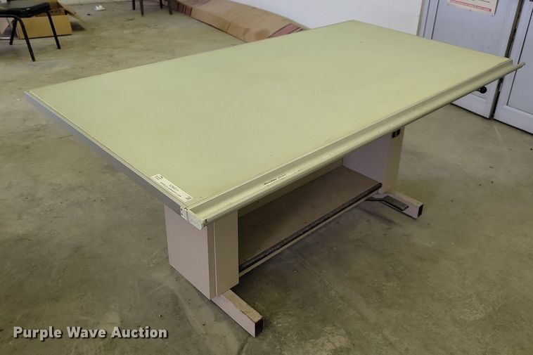 image for item IO9411 Office supplies and equipment