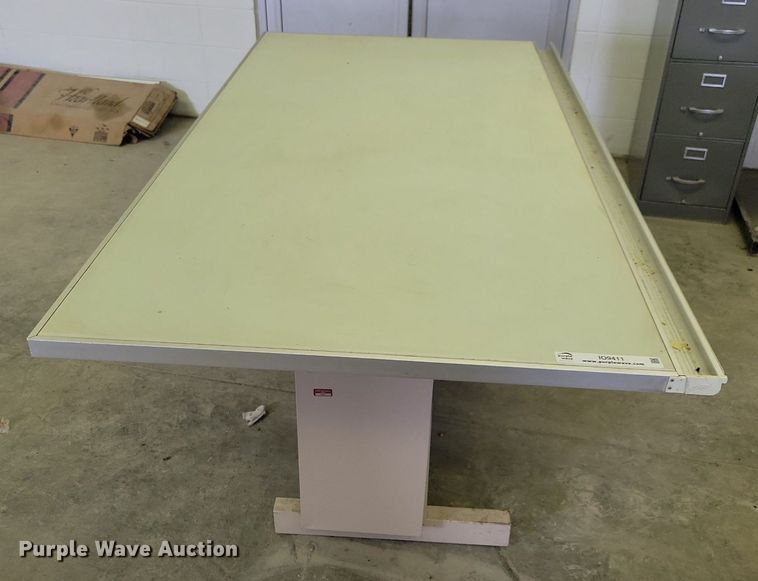 image for item IO9411 Office supplies and equipment