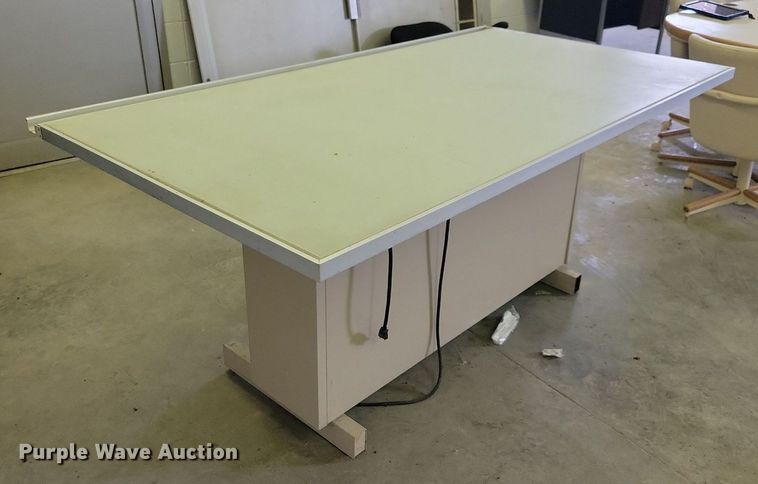 image for item IO9411 Office supplies and equipment