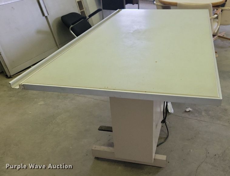 image for item IO9411 Office supplies and equipment