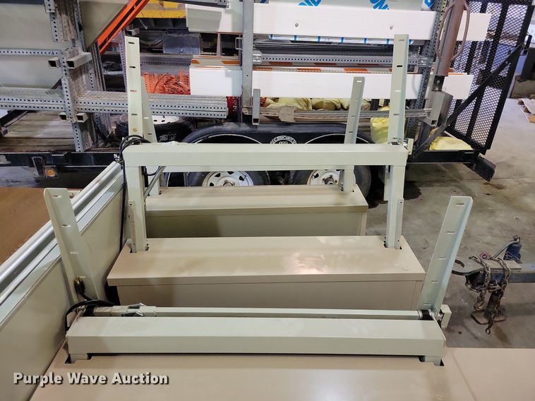 image for item IO9411 Office supplies and equipment