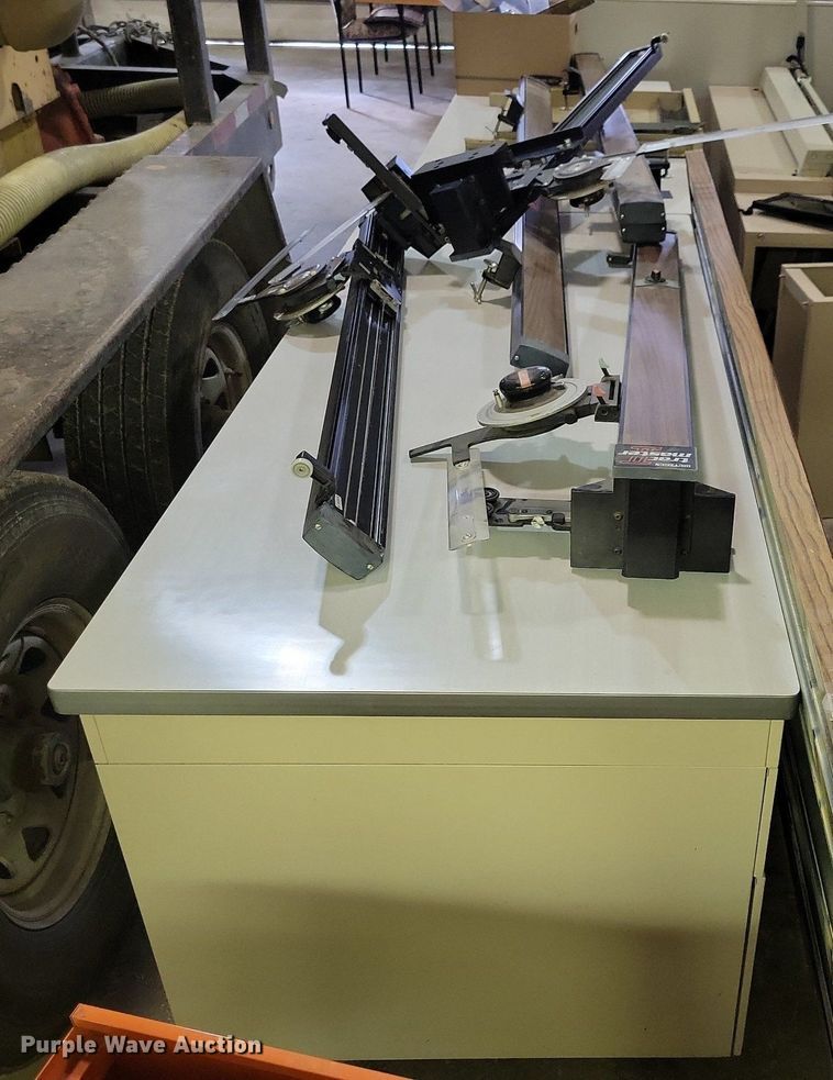 image for item IO9411 Office supplies and equipment