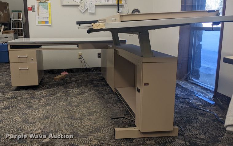 image for item IO9411 Office supplies and equipment