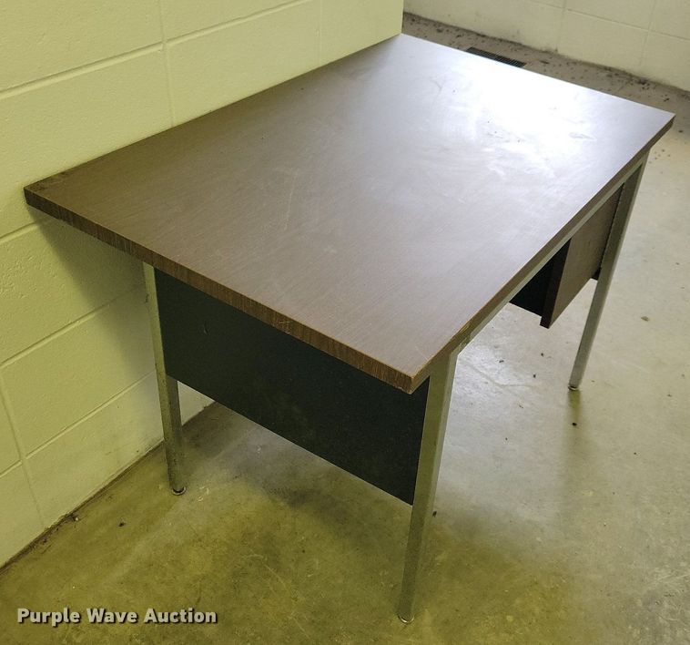 image for item IO9412 Office supplies and equipment