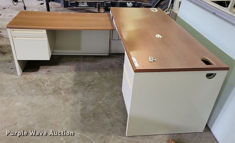 image for item IO9413 Office supplies and equipment