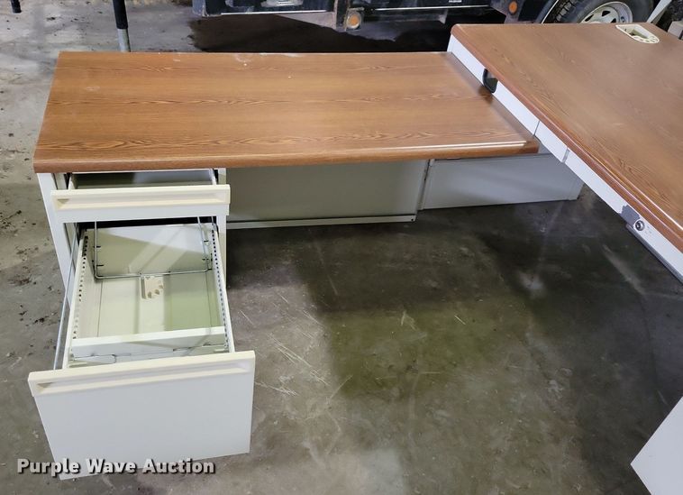 image for item IO9413 Office supplies and equipment