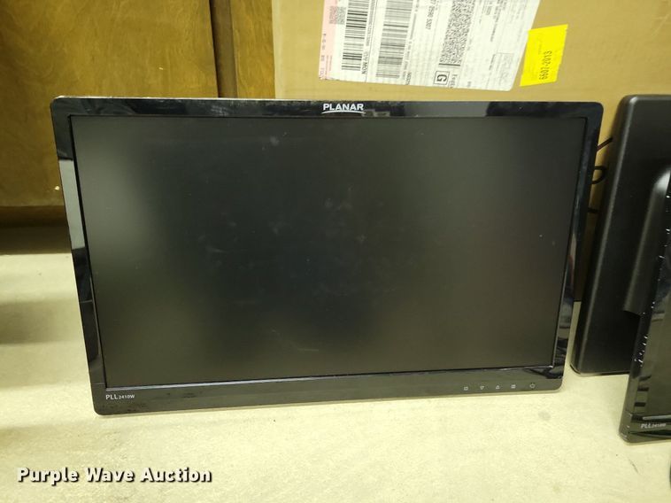 image for item IO9414 (8) computer monitors