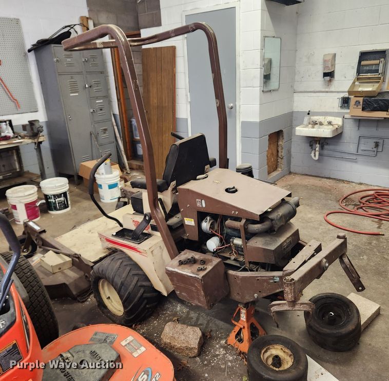 image for item JB9560 Grasshopper 721D  ZTR lawn mower