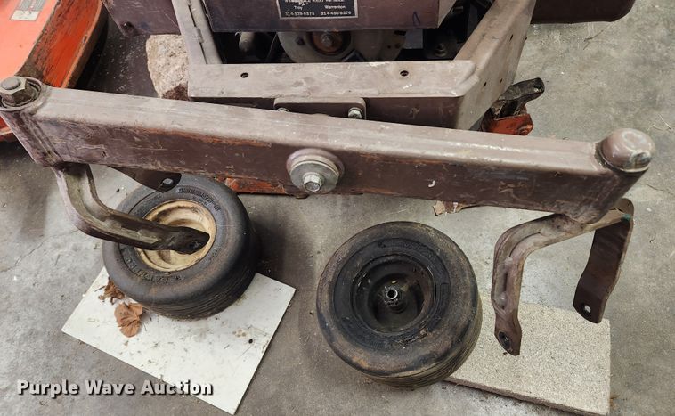 image for item JB9560 Grasshopper 721D  ZTR lawn mower