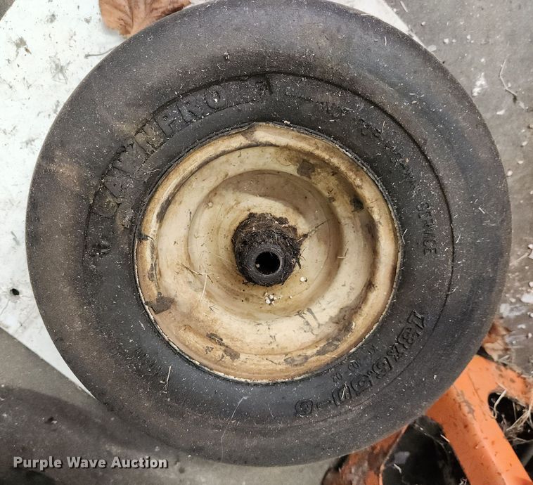 image for item JB9560 Grasshopper 721D  ZTR lawn mower