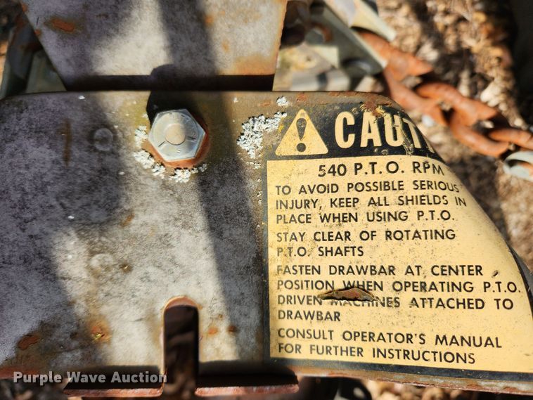 image for item JB9561 1995 Massey Ferguson 240  tractor