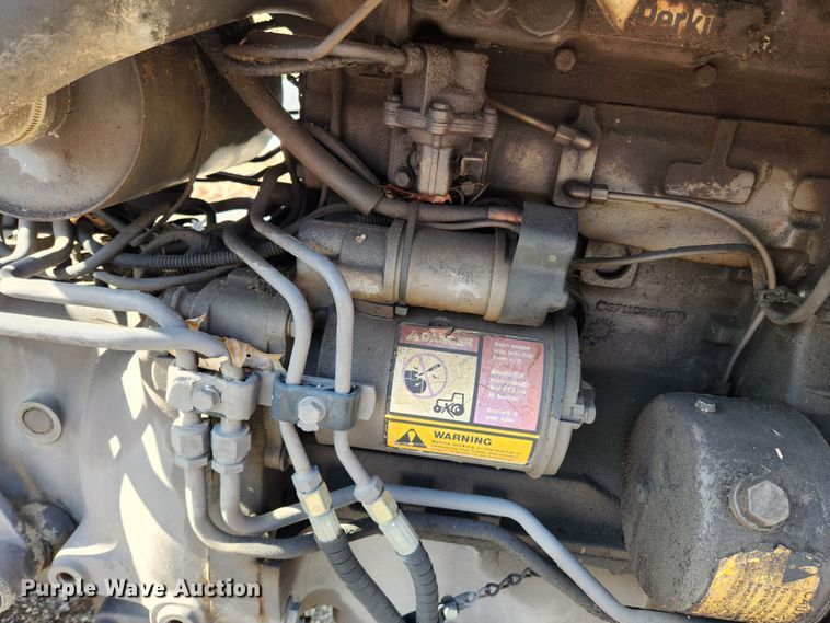 image for item JB9561 1995 Massey Ferguson 240  tractor