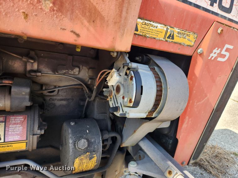 image for item JB9561 1995 Massey Ferguson 240  tractor