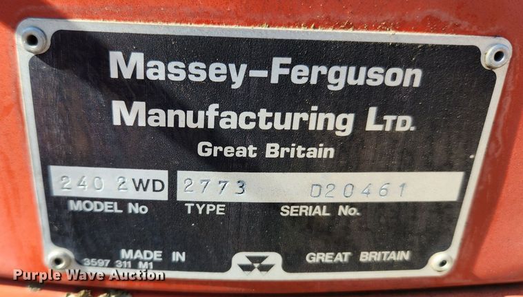 image for item JB9561 1995 Massey Ferguson 240  tractor