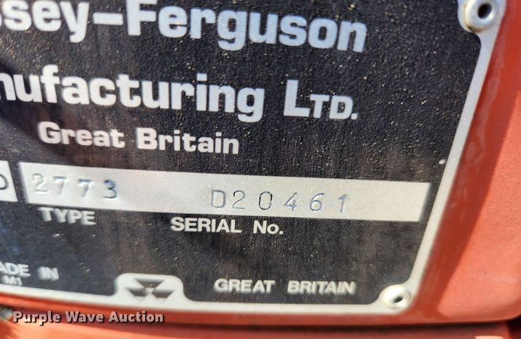 image for item JB9561 1995 Massey Ferguson 240  tractor