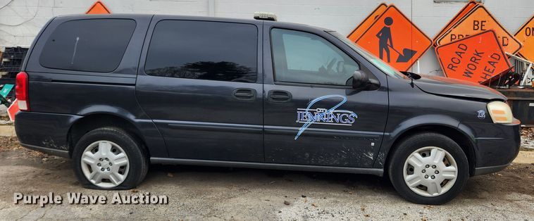 image for item JB9562 2008 Chevrolet Uplander  van