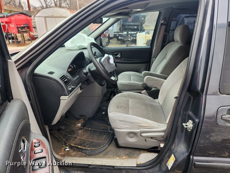 image for item JB9562 2008 Chevrolet Uplander  van