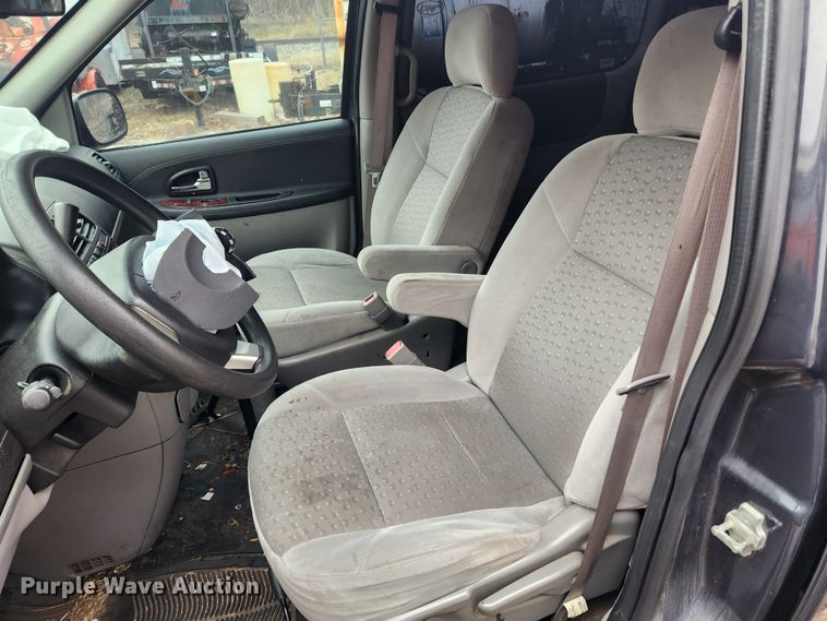 image for item JB9562 2008 Chevrolet Uplander  van