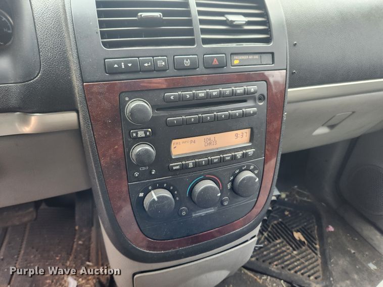 image for item JB9562 2008 Chevrolet Uplander  van