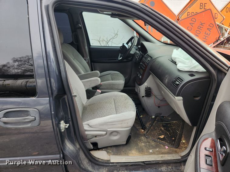 image for item JB9562 2008 Chevrolet Uplander  van