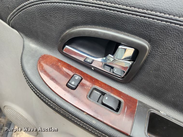 image for item JB9562 2008 Chevrolet Uplander  van