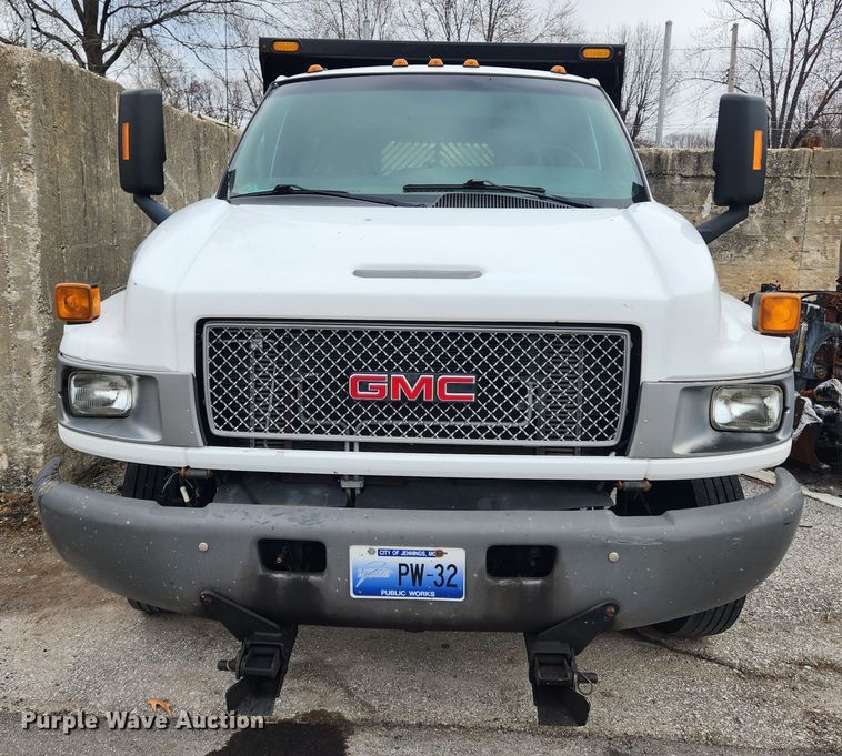 image for item JB9564 2004 GMC C5500  dump flatbed truck