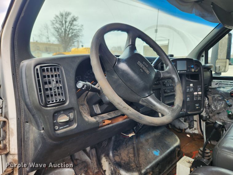 image for item JB9564 2004 GMC C5500  dump flatbed truck