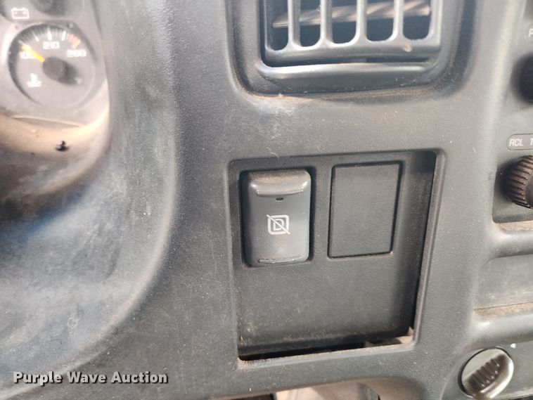 image for item JB9564 2004 GMC C5500  dump flatbed truck